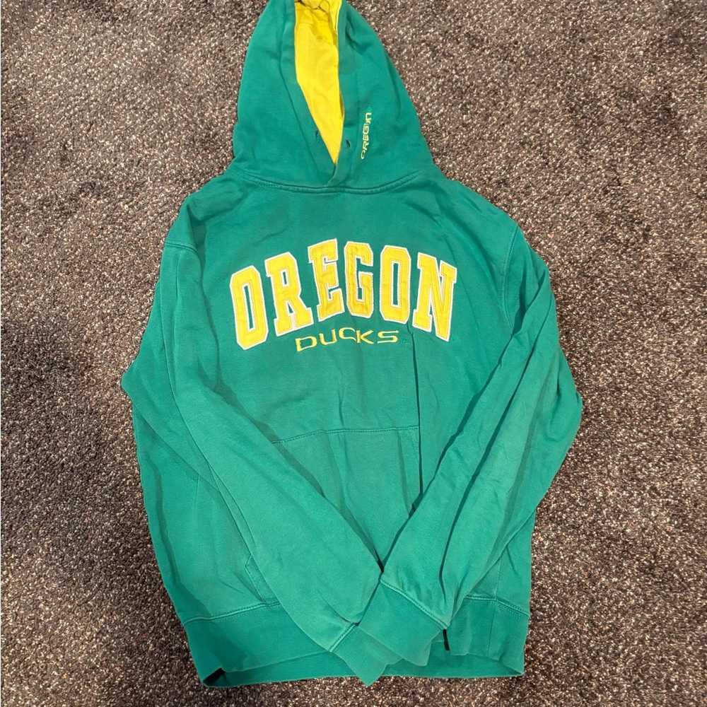 Stadium Athletics Green and Yellow Oregon Ducks Men's Sweater